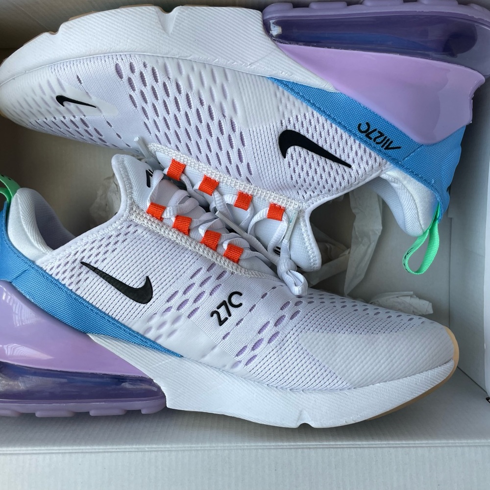 Nike WMNS Air Max 270, US 10
